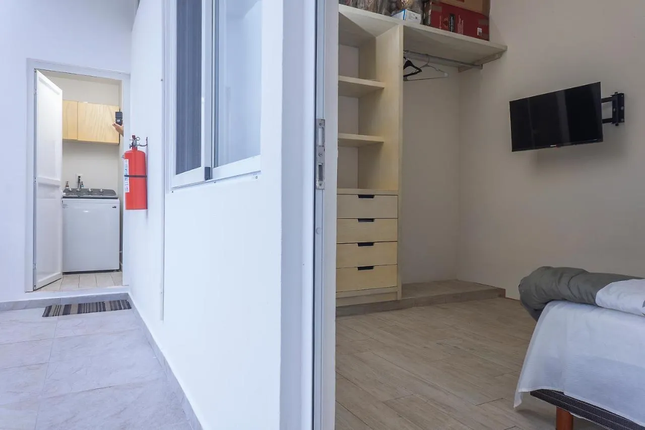 Vakantiehuis Luxury 5 Bedroom House Private Pool